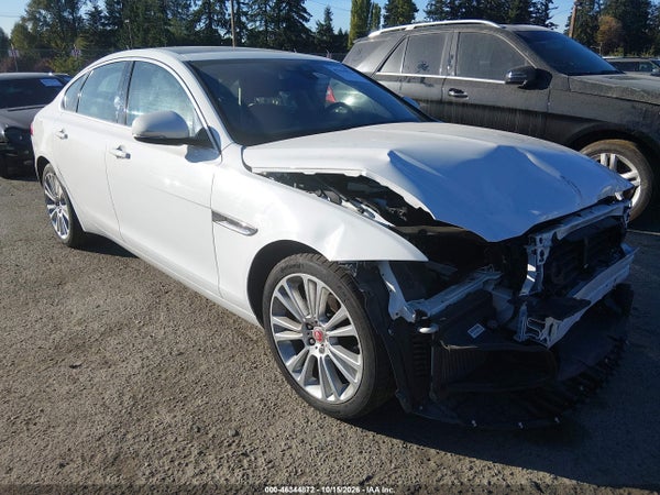 2018 Jaguar Xf