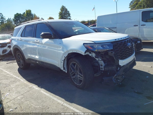 2025 Ford Explorer