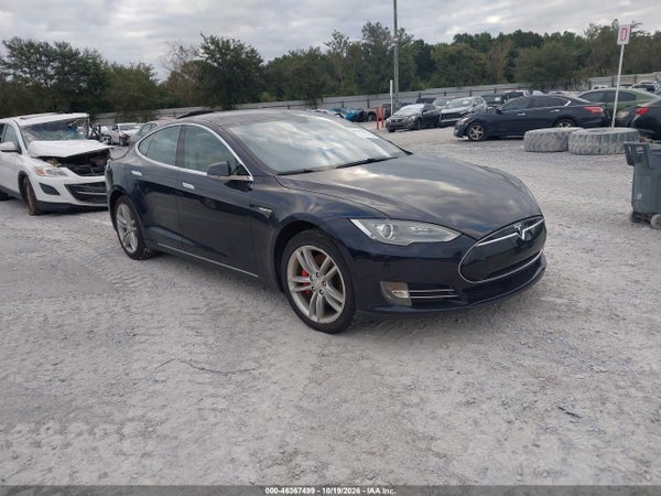 2014 Tesla Model S