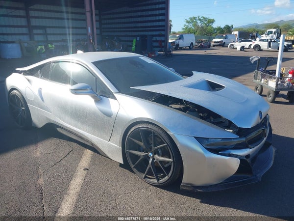 2015 BMW I8