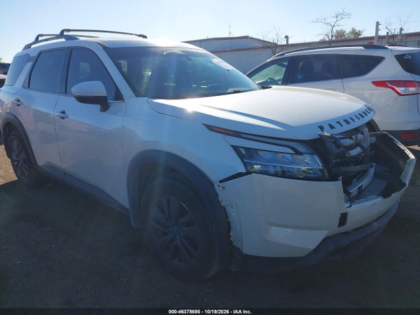 2022 Nissan Pathfinder
