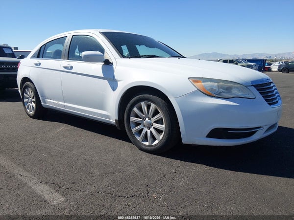 2013 Chrysler 200
