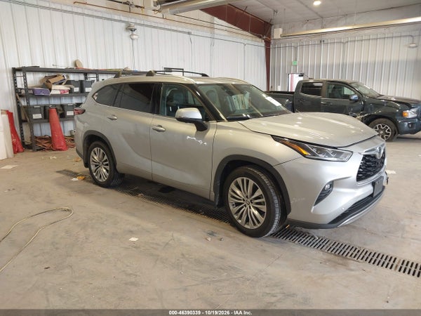 2024 Toyota Highlander