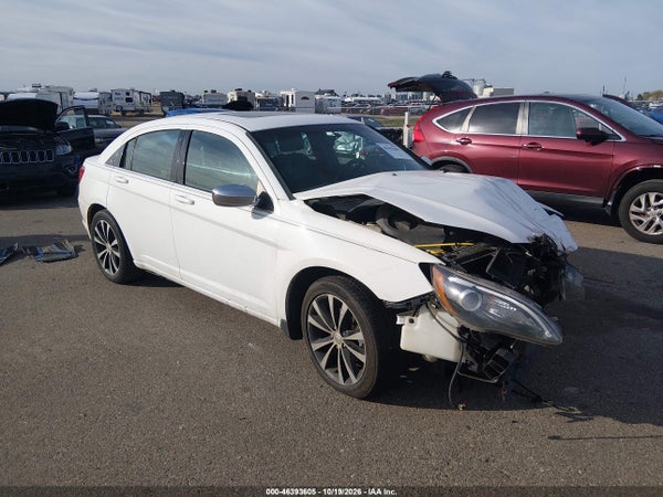 2013 Chrysler 200
