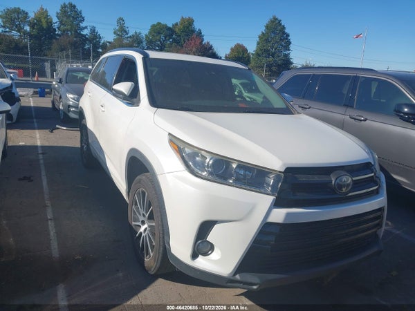 2017 Toyota Highlander