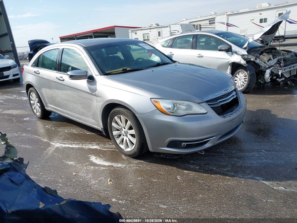 2014 Chrysler 200