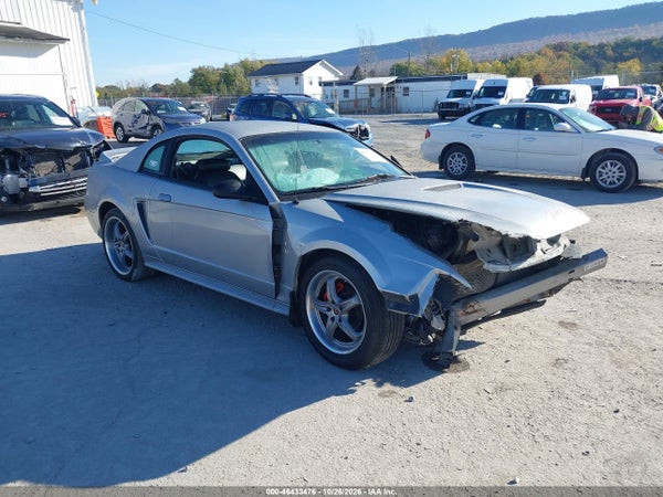 2000 Ford Mustang