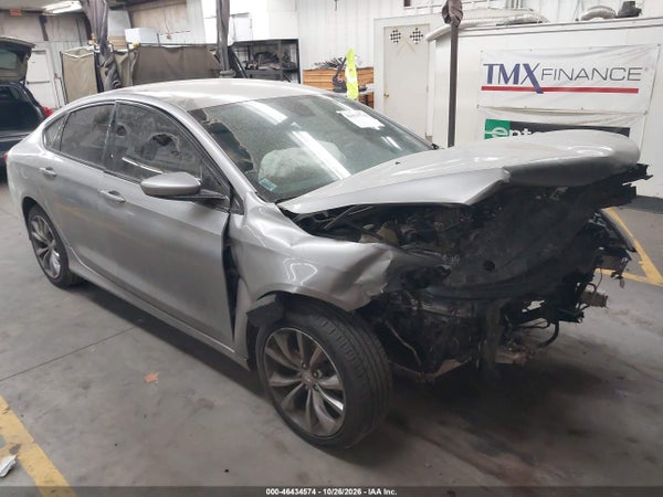 2016 Chrysler 200