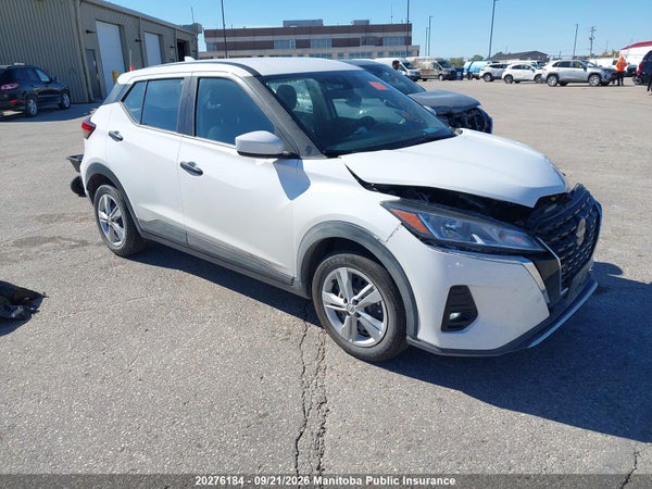 2025 Nissan Kicks Play