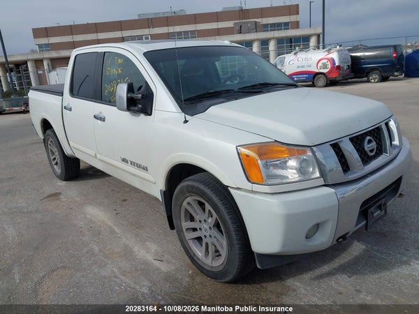 2013 Nissan Titan 5.6 Sl Crew Cab