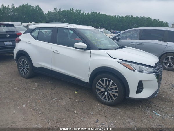 2025 Nissan Kicks Play