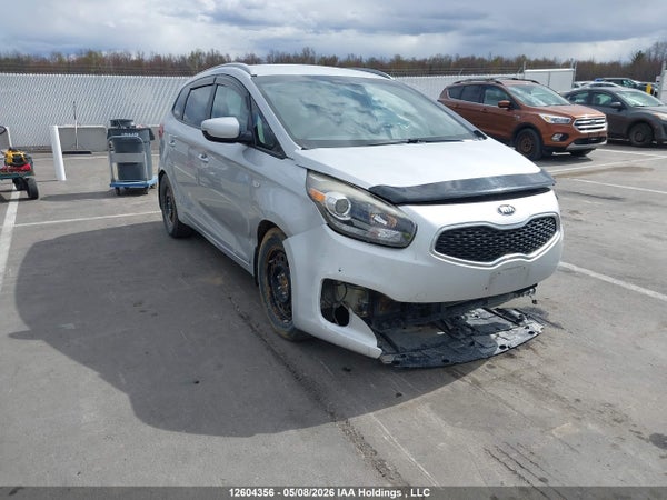 2016 Kia Rondo