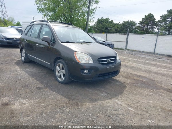 2009 Kia Rondo