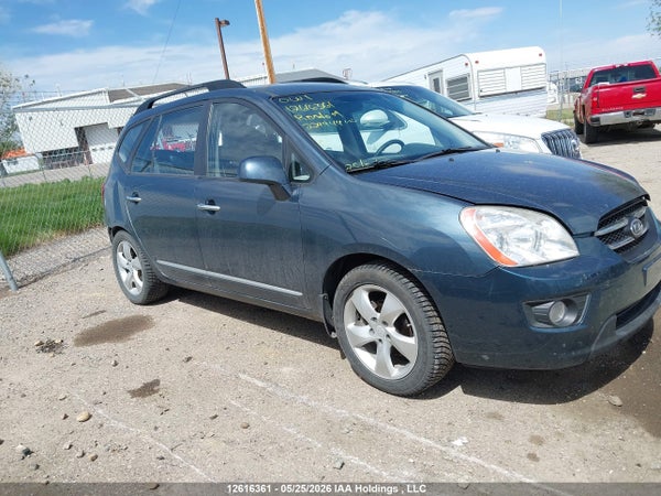 2009 Kia Rondo