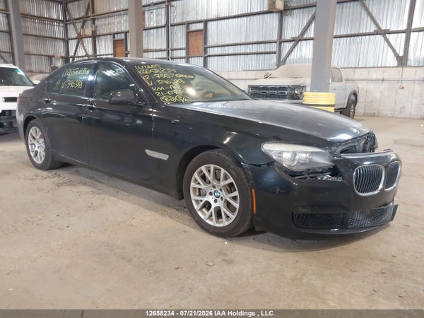 2012 BMW 750i