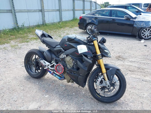 2022 Ducati Streetfighter