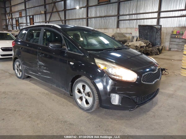 2015 Kia Rondo