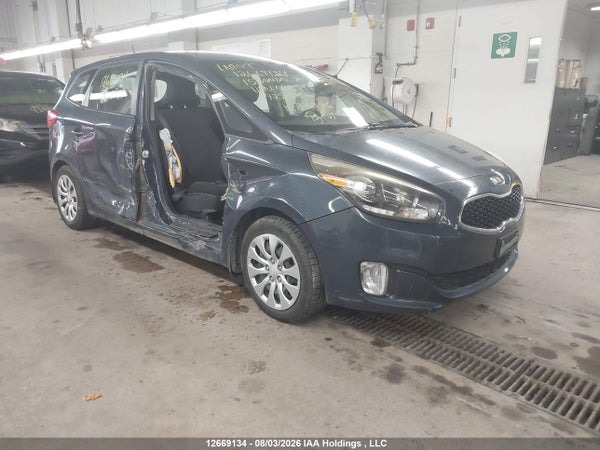 2015 Kia Rondo