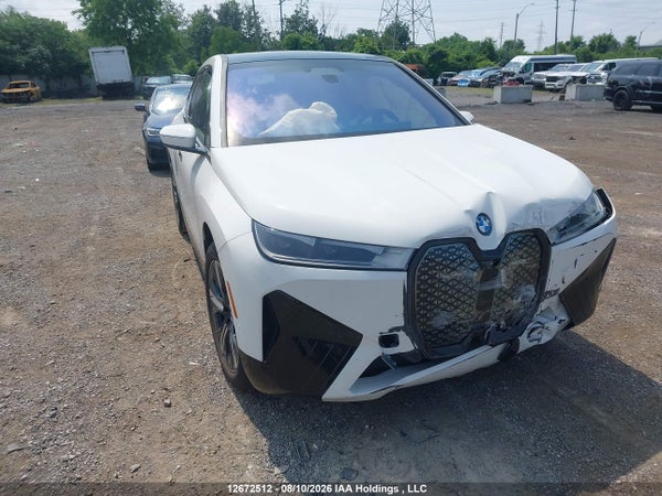 2025 BMW Ix