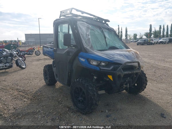 2022 Can-Am Defender