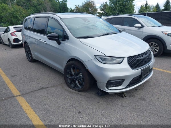 2026 Chrysler Pacifica