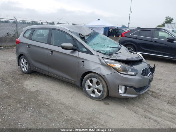 2015 Kia Rondo