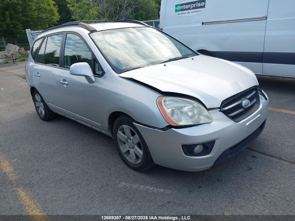 2008 Kia Rondo