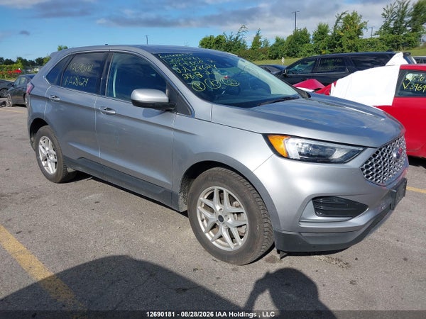 2023 Ford Edge