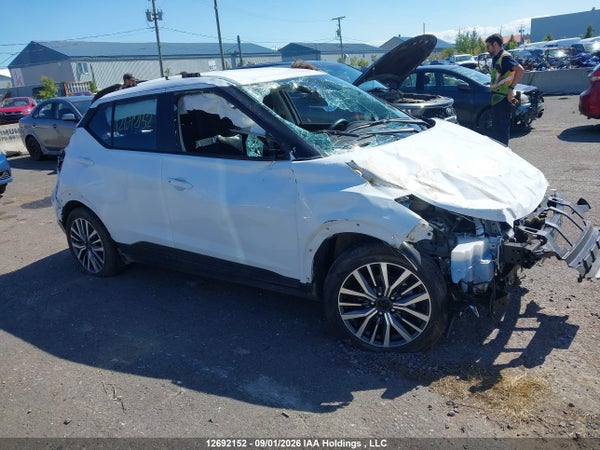 2025 Nissan Kicks Play