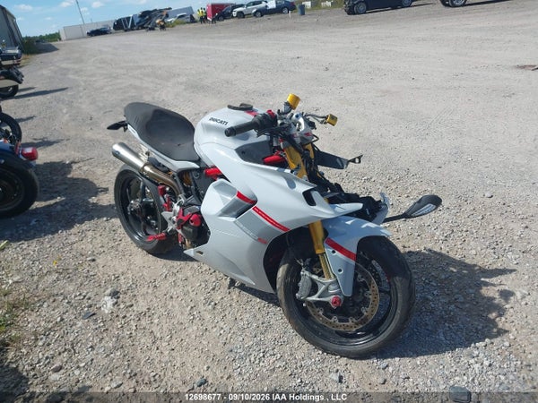 2024 Ducati Supersport