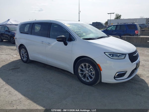 2026 Chrysler Pacifica