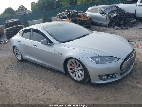 2015 Tesla Model S