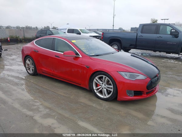 2015 Tesla Model S