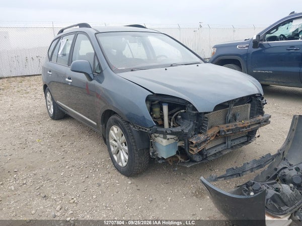 2010 Kia Rondo