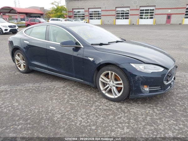 2014 Tesla Model S