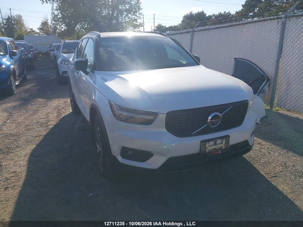 2020 Volvo Xc40