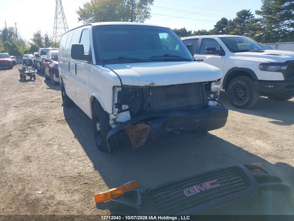 2011 GMC Savana