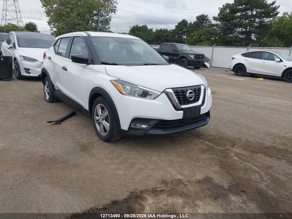 2020 Nissan Kicks