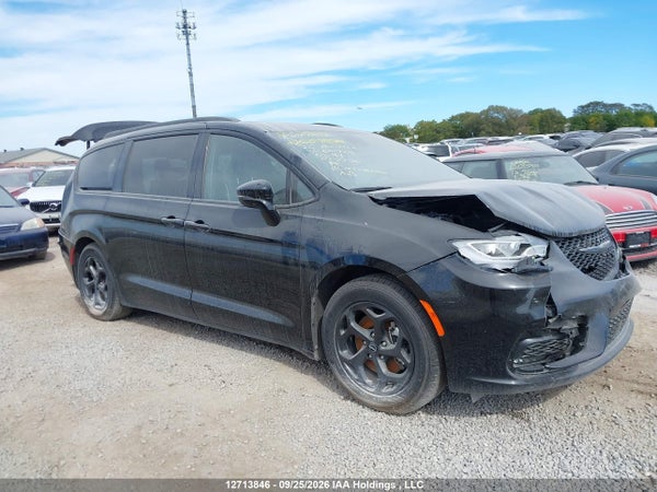 2025 Chrysler Pacifica