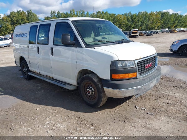 2015 GMC Savana