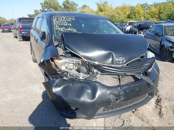 2015 Toyota Sienna