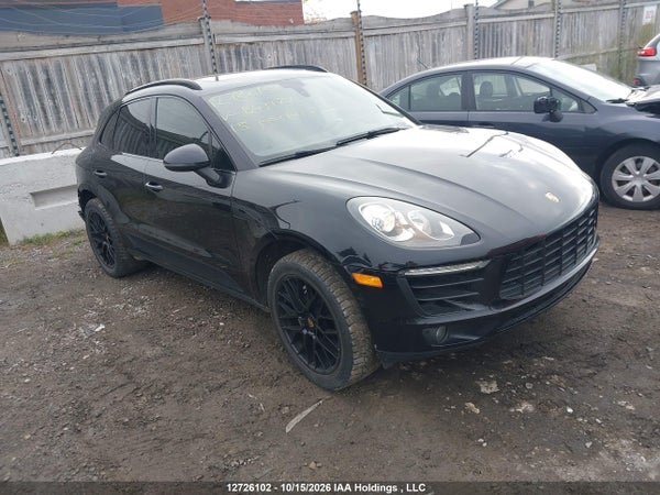 2015 Porsche Macan