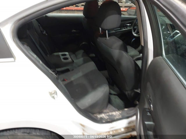 CHEVROLET CRUZE LT - 8