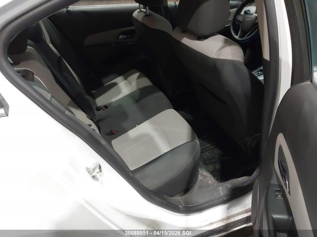 CHEVROLET CRUZE LS - 8