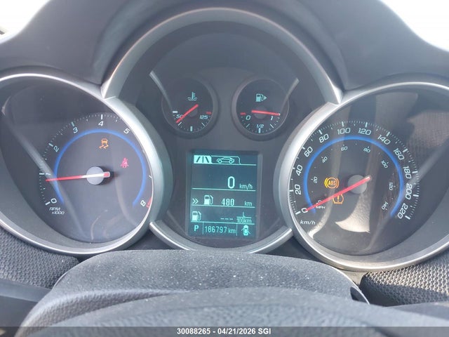 CHEVROLET CRUZE LIMITED LT - 7