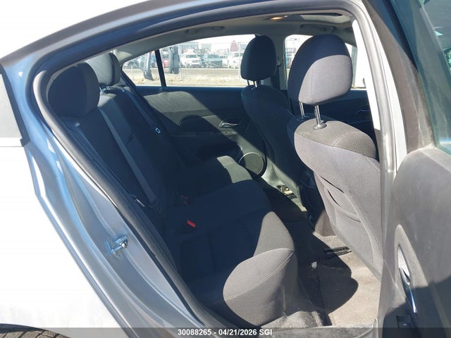 CHEVROLET CRUZE LIMITED LT - 8