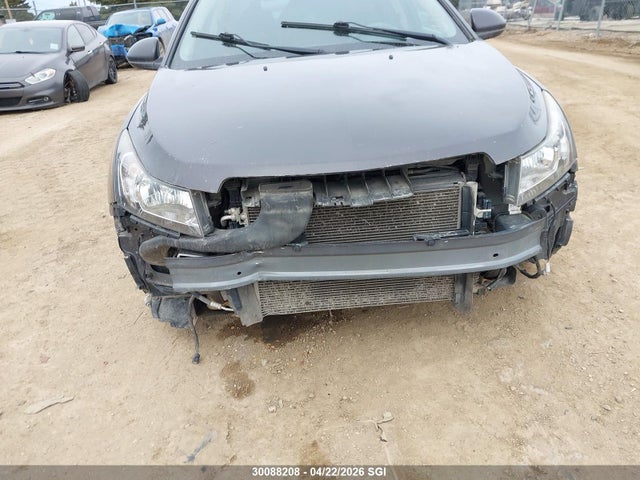 CHEVROLET CRUZE LIMITED LT - 6