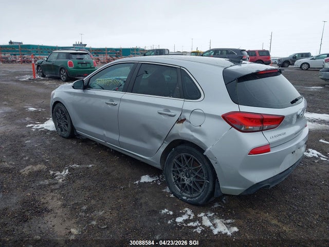 HYUNDAI ELANTRA GT SPORT - 3