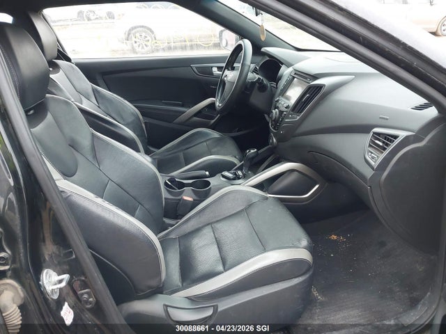 HYUNDAI VELOSTER TURBO - 5