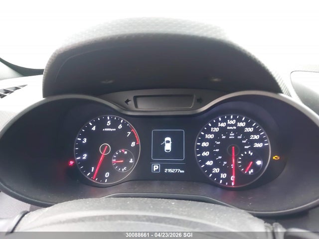 HYUNDAI VELOSTER TURBO - 7